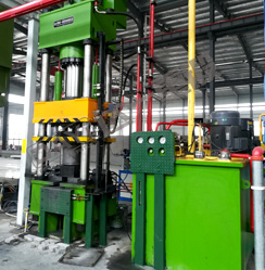 汽车半轴预镦机